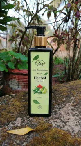 Herbal Shampoo - Herb Essence Revive photo review