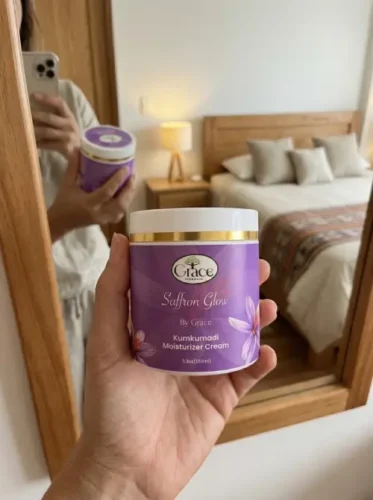Kumkumadi Moisturizer - Saffron Glow photo review